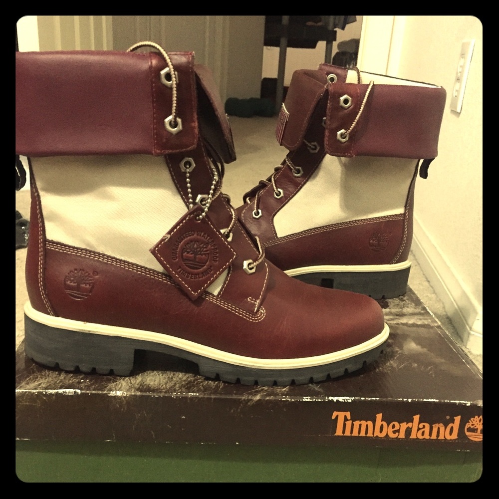 Stylish two-toned pair of Timberland boots